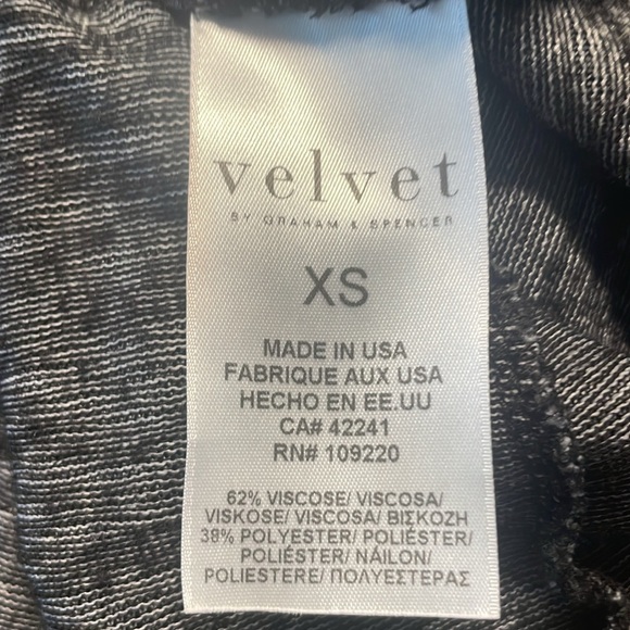 Velvet Graham & Spencer cold shoulder black sweater top Long sleeve womens XS - Picture 9 of 10